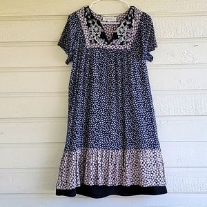 Brass & Roe dress size S feather floral embroidered detail.